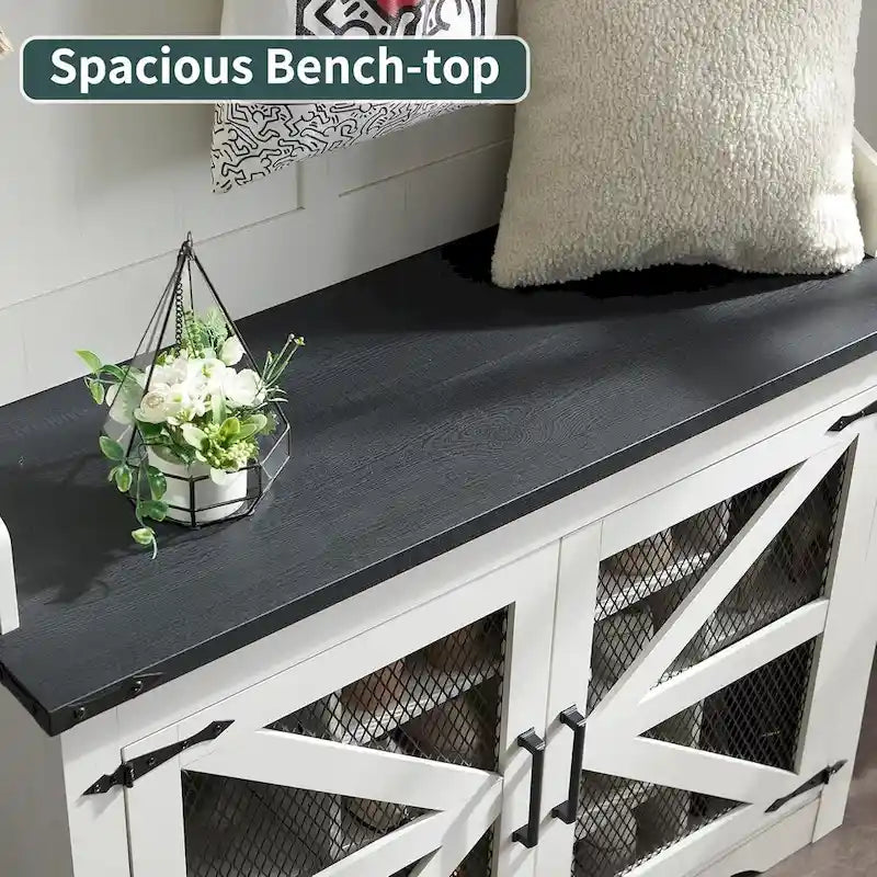 Banc d'entrée de style ferme de 42 pouces de large avec porte-manteau et armoire de vestiaire