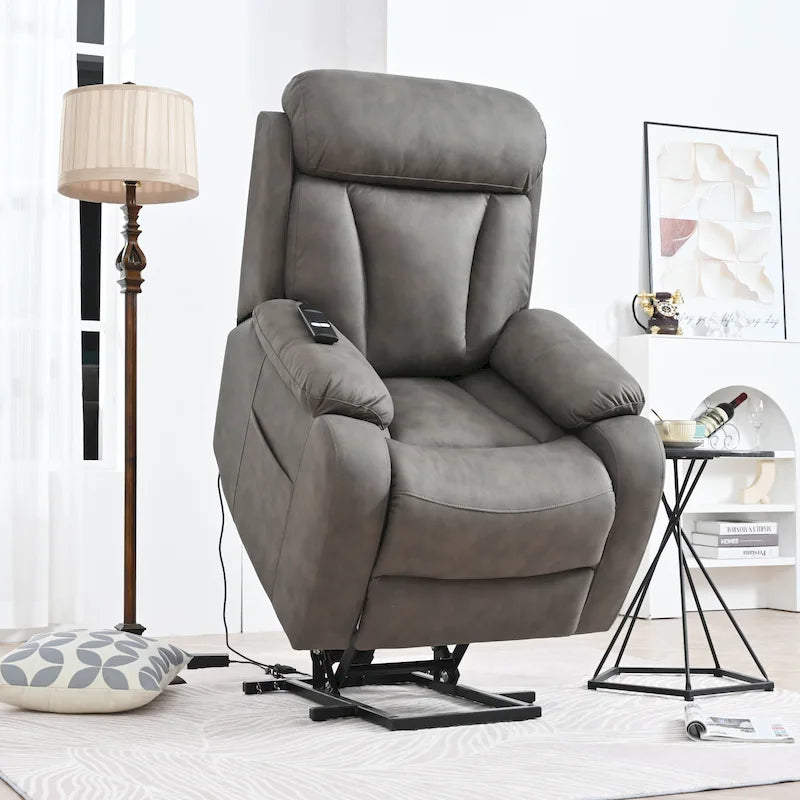 Fauteuil releveur électrique en tissu gris pour personnes âgées, avec télécommande, coussin rembourré, poche latérale et structure robuste.