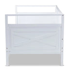 Lit de jour en bois de ferme The Gray Barn Silver Fox Cottage