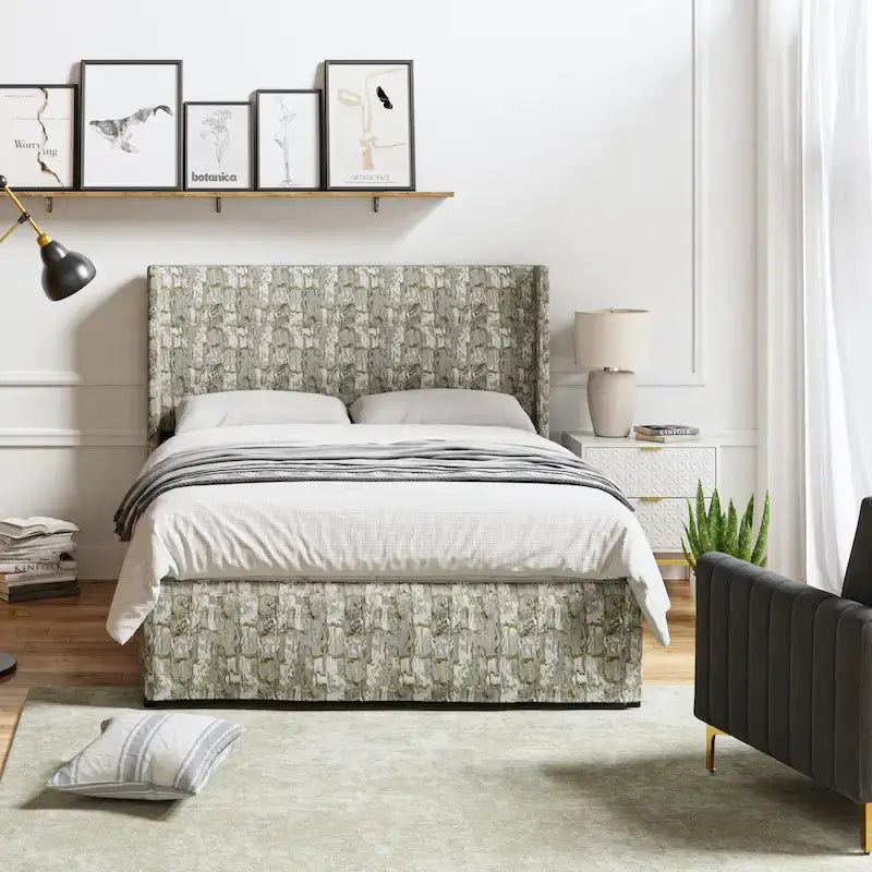 Housse de lit Louise traditionnelle lavable, capitonnée en métal, par HULALA HOME